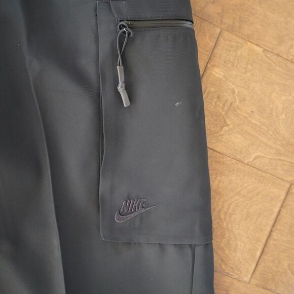 Men Large Nike Tech Pack Woven Utility Commuter Cargo Pant Trousers FB7525-010 - Picture 5 of 8